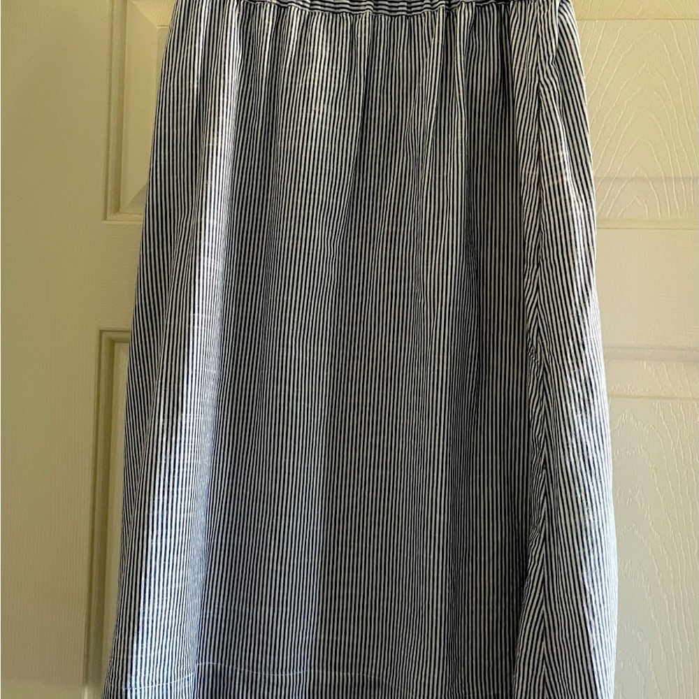 (2 for $10) GAP early aughts midi blue white striped skirt size xs